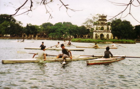 Hình ảnh đẹp về Hà Nội trước 1975 dưới ống kính chuyên gia Đức Hình ảnh đẹp về Hà Nội trước 1975 dưới ống kính chuyên gia Đức